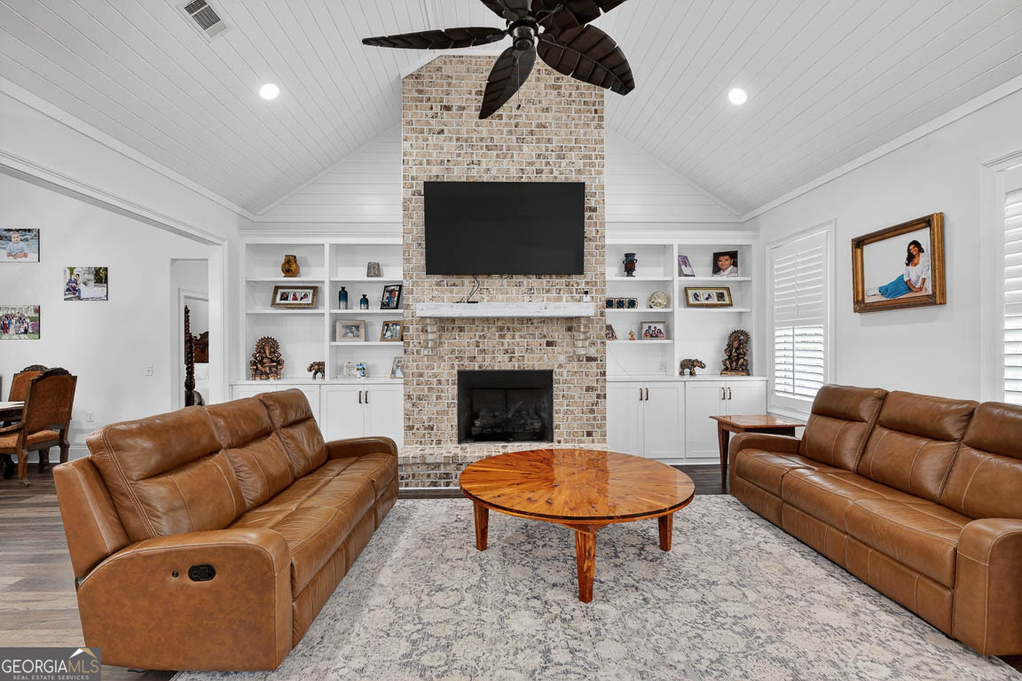 211 Sanford Drive Property Photo 12