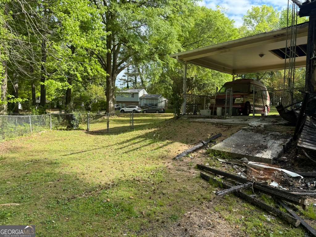 8833 Ashwood Drive Property Photo 9