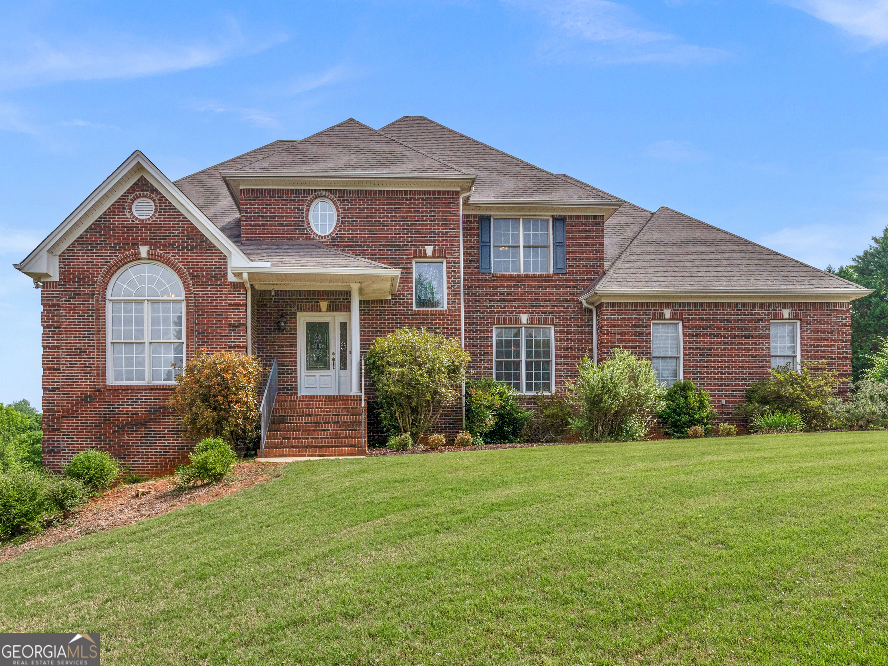 1302 Chester Place Property Photo 1