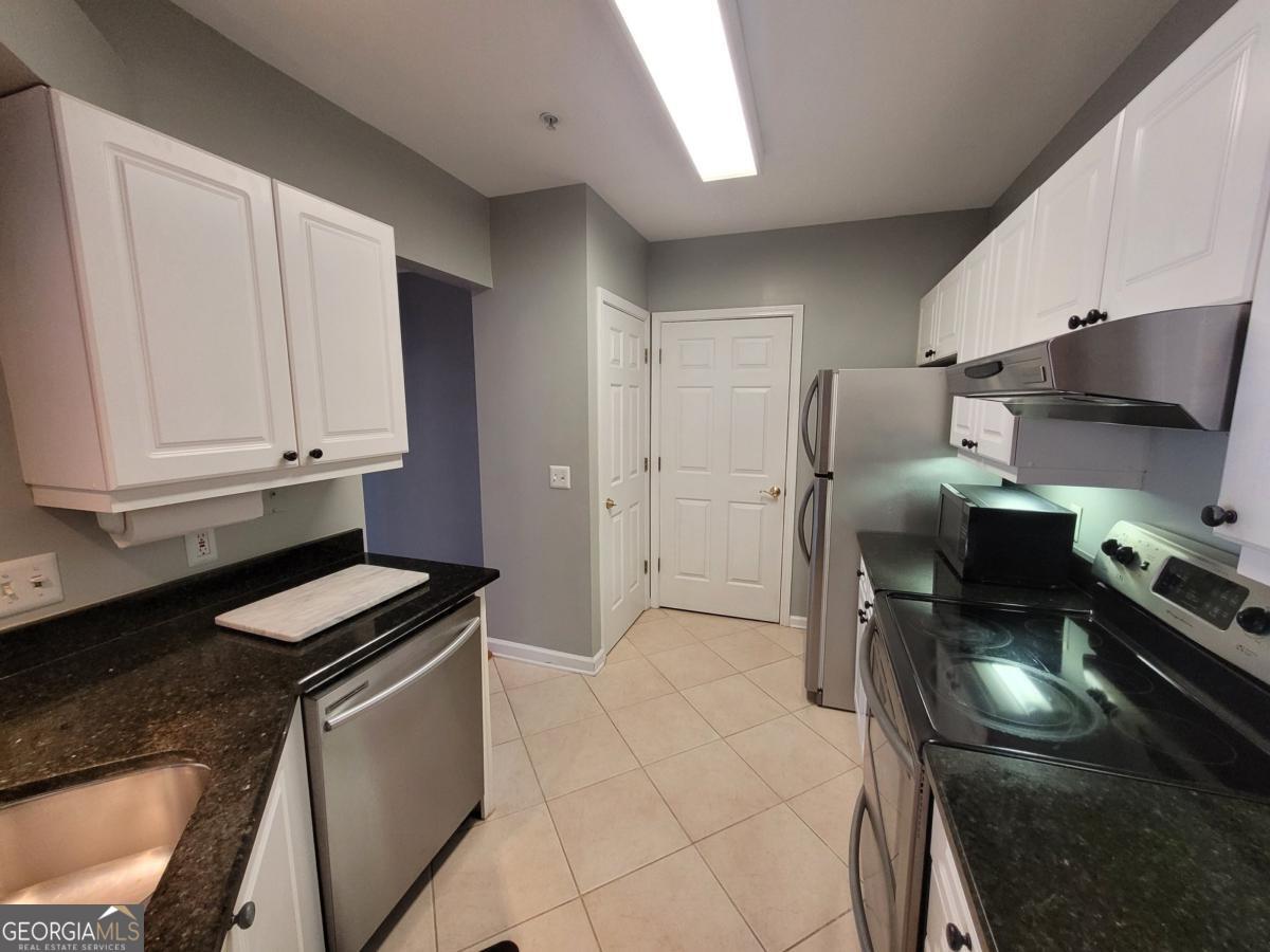 3334 Peachtree Road Ne # 404 Property Photo 26