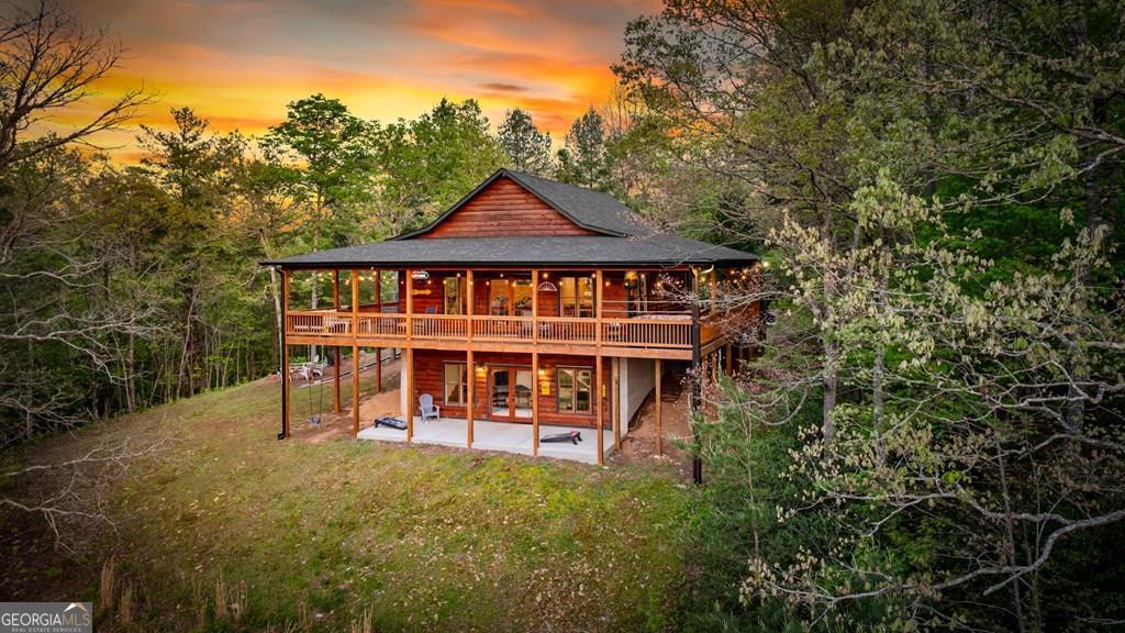 490 Walnut Hills Drive