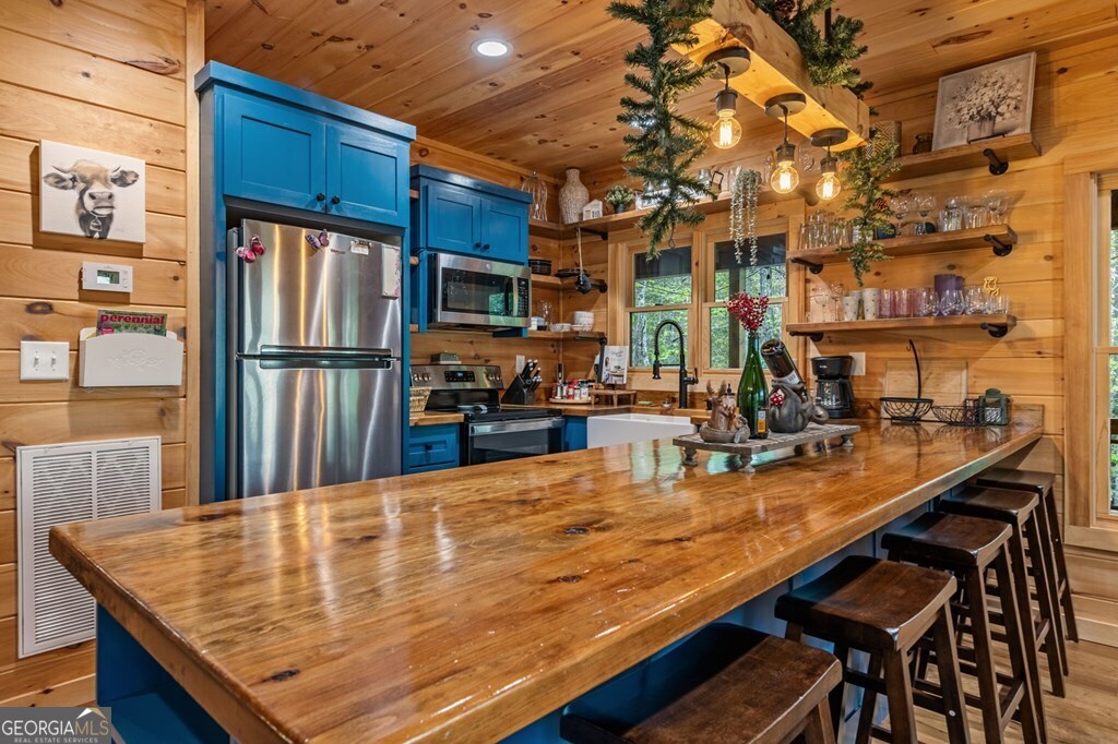 490 Walnut Hills Drive Property Photo 14