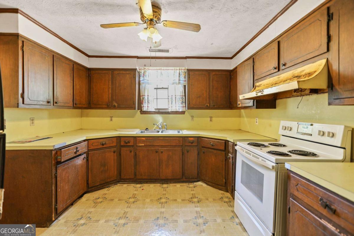 143 Cedar Creek Road Property Photo 28