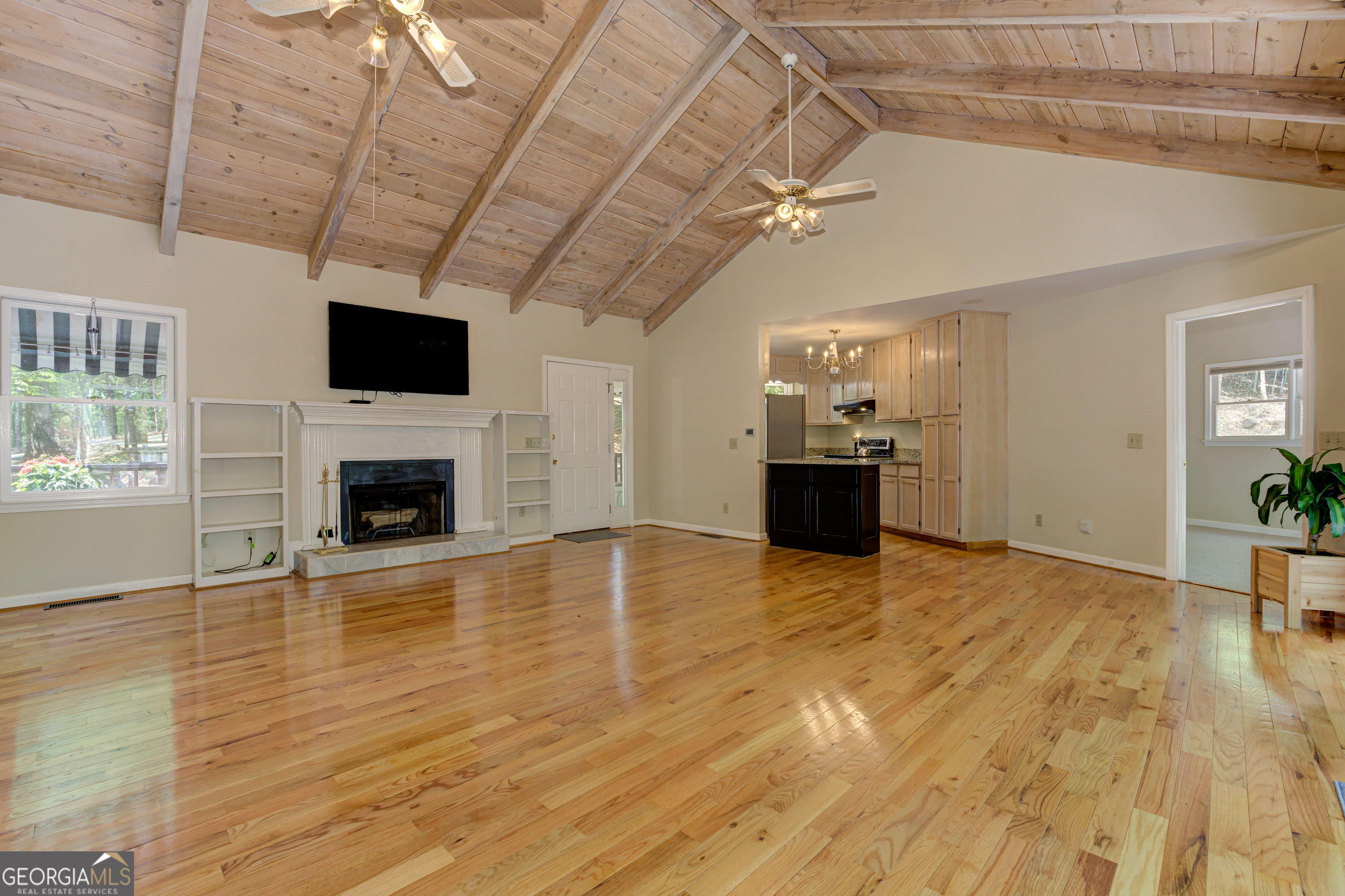 24 Sal Mountain Way Property Photo 10