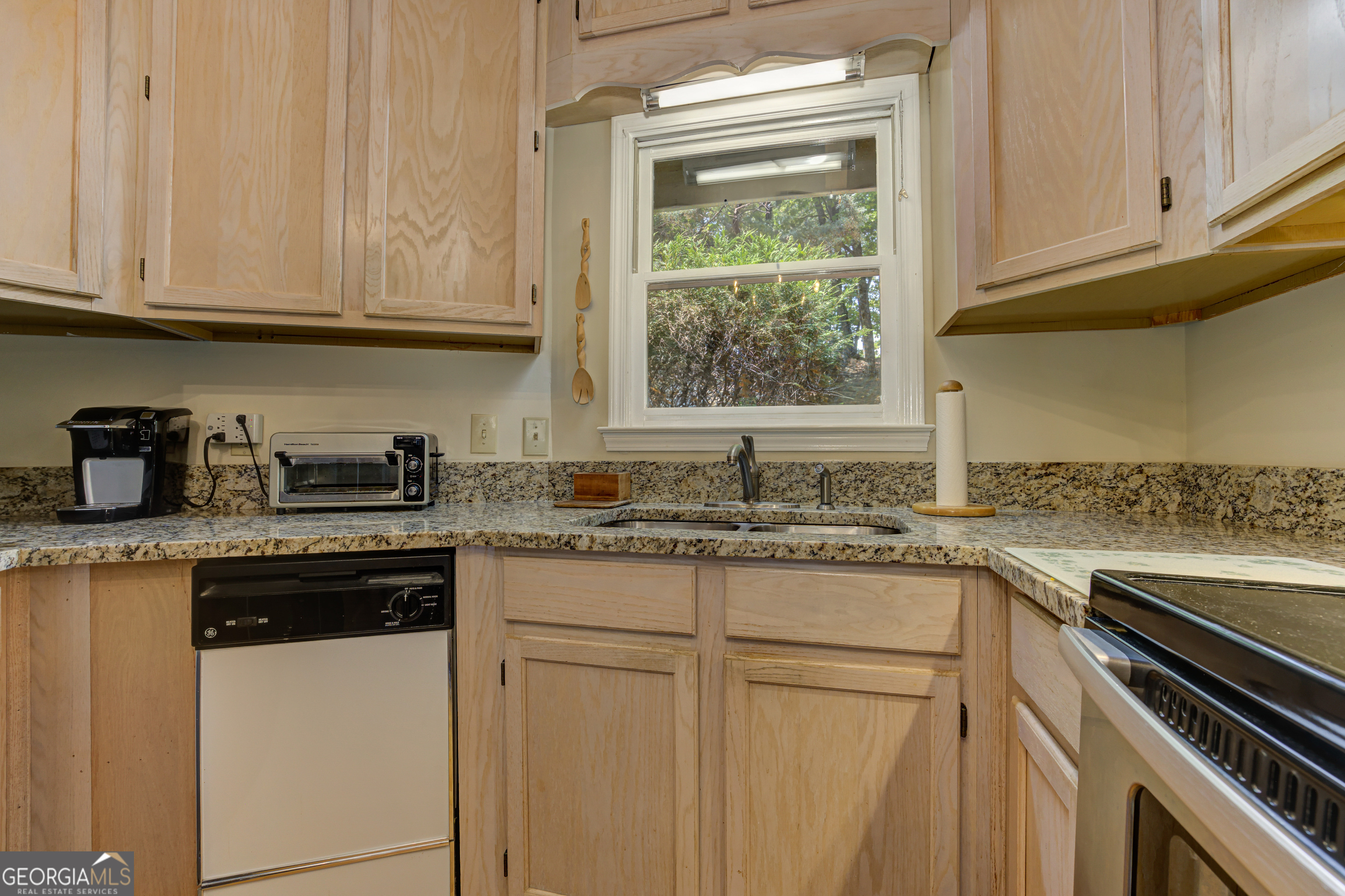 24 Sal Mountain Way Property Photo 17