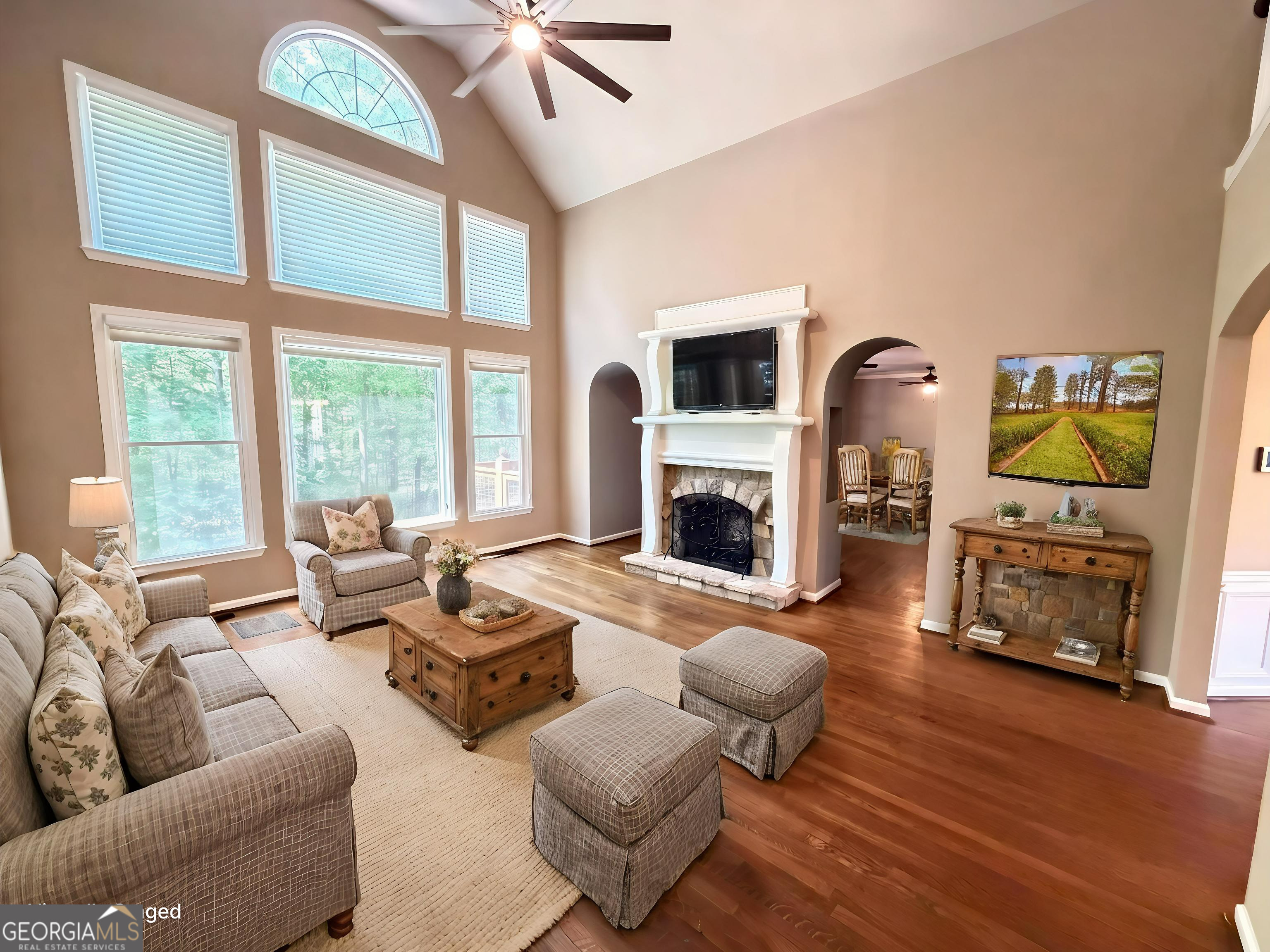 300 Ridgeview Trace Property Photo 2
