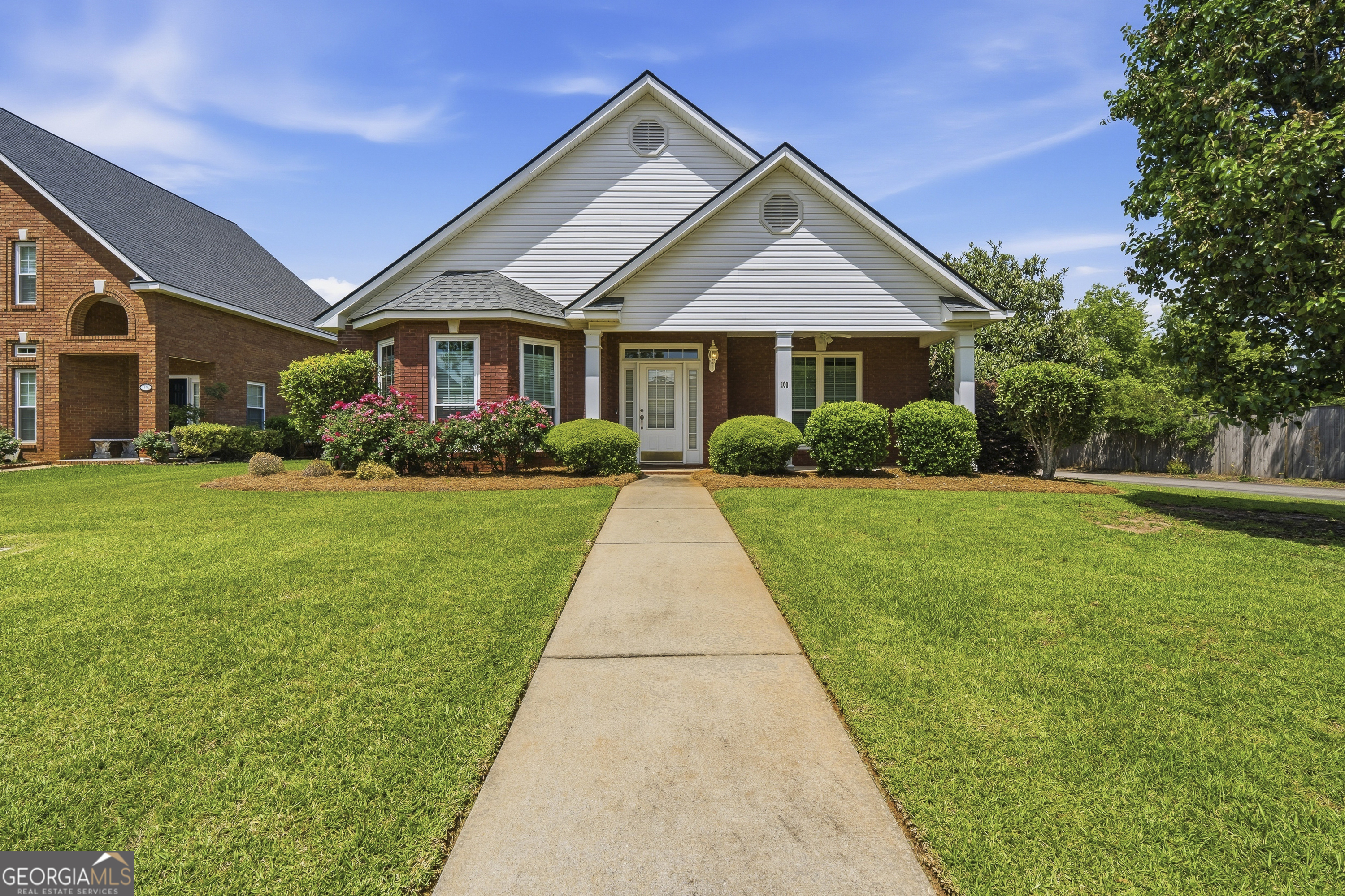 100 Jamestown Court Property Photo 1