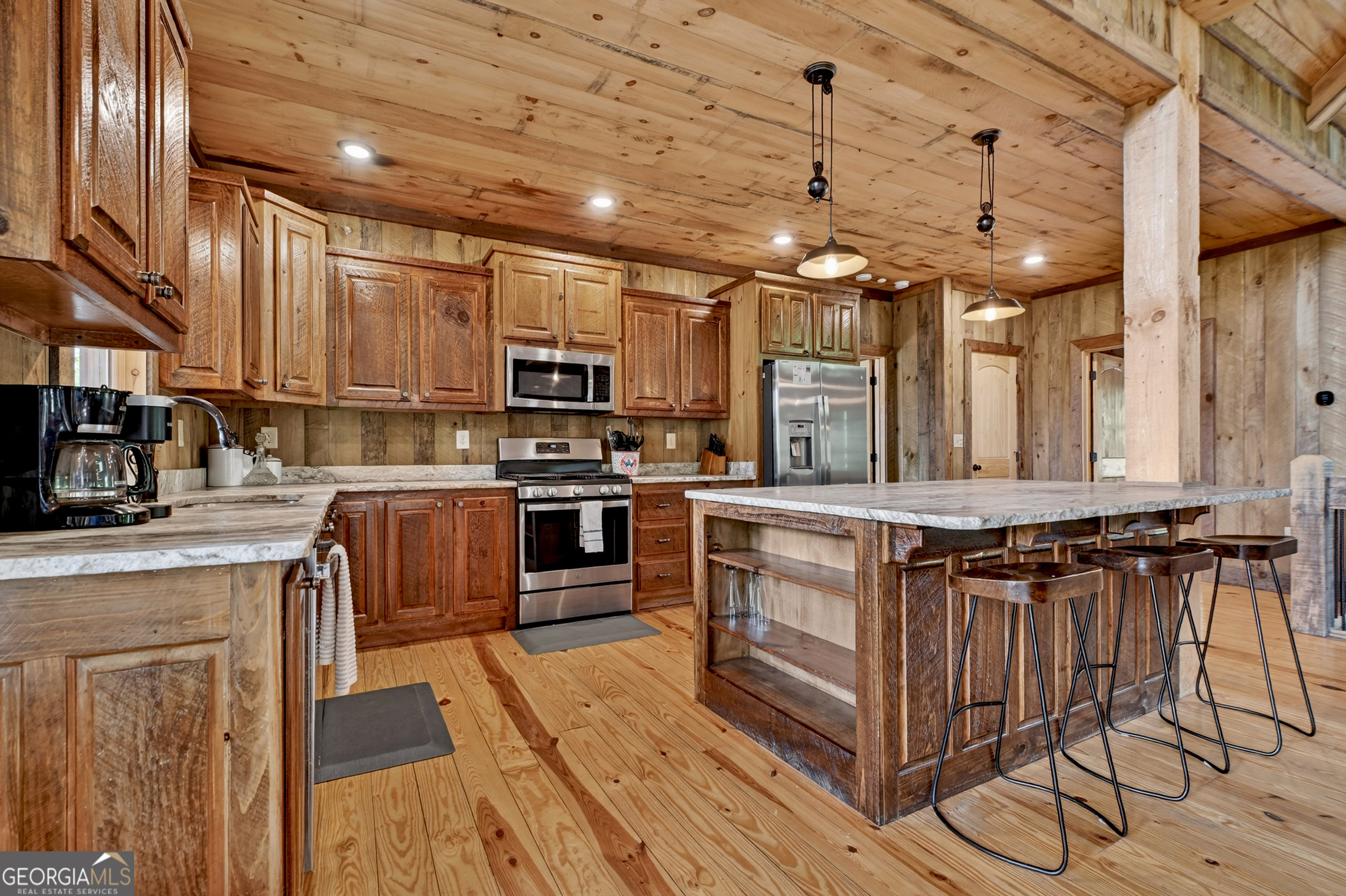 3804 Aska Road Property Photo 11