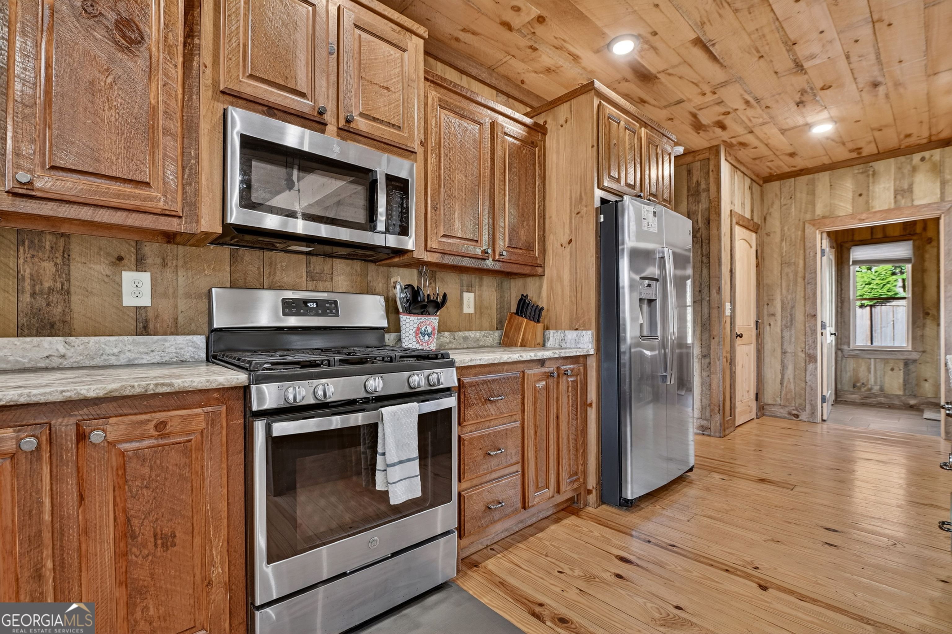 3804 Aska Road Property Photo 13