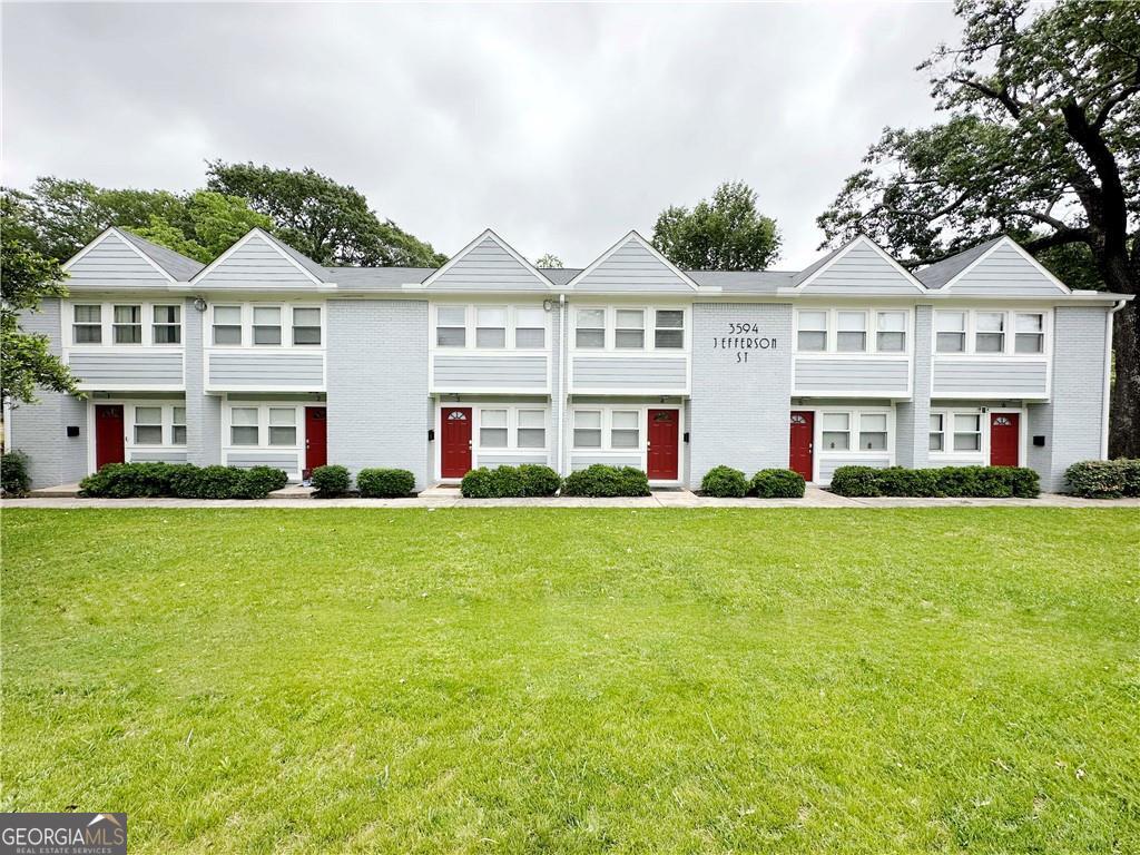 1749 Hawthorne Avenue Property Photo 1