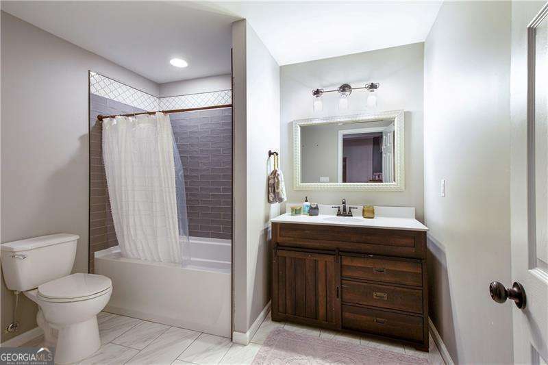 4785 Silver Stream Drive Property Photo 29