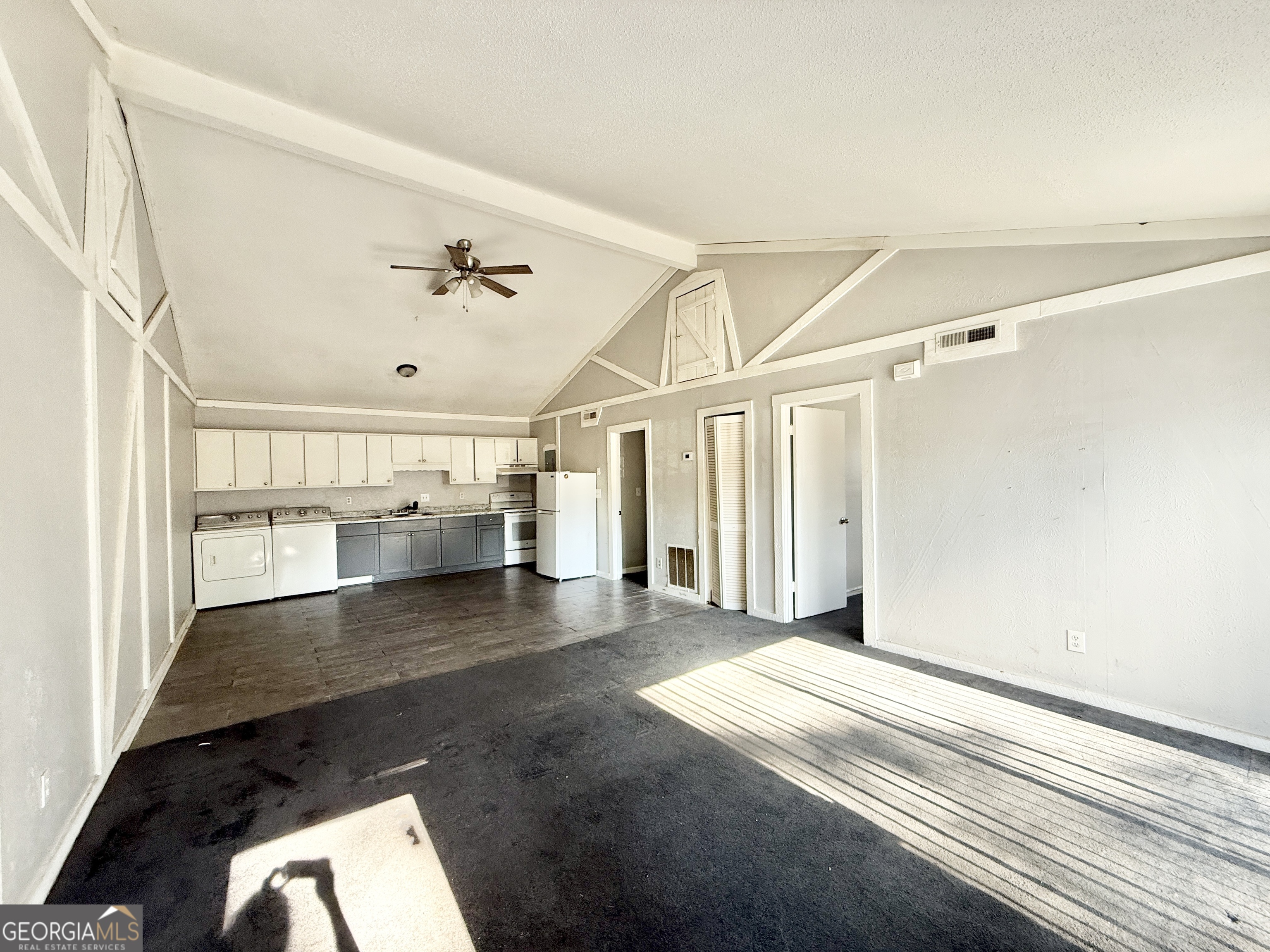 4701 Flat Shoals Road Property Photo 3