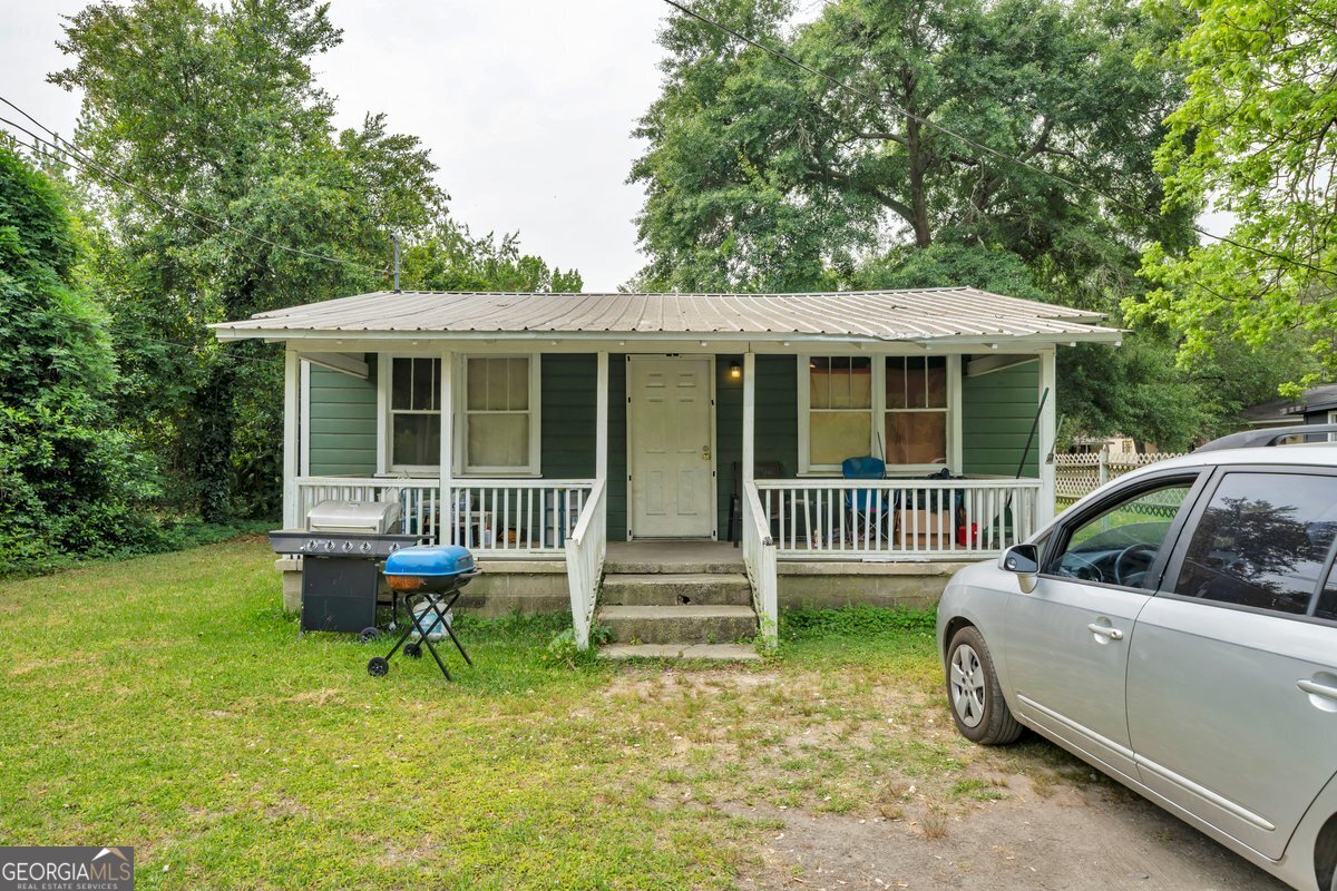512 Oakland Avenue Property Photo 1