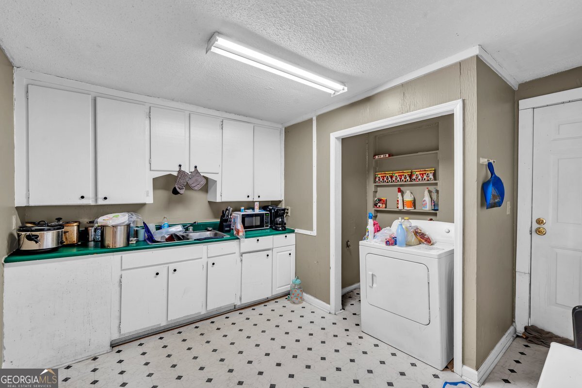 512 Oakland Avenue Property Photo 6