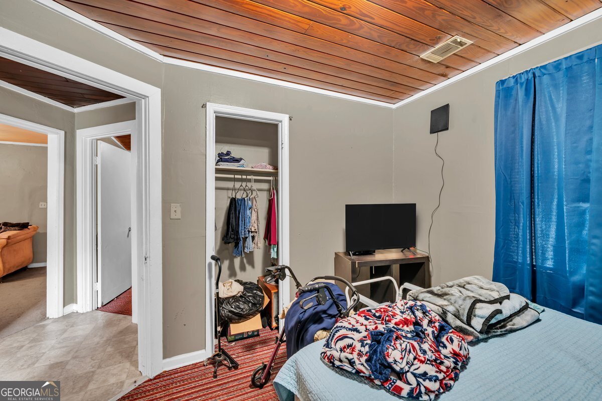 512 Oakland Avenue Property Photo 11