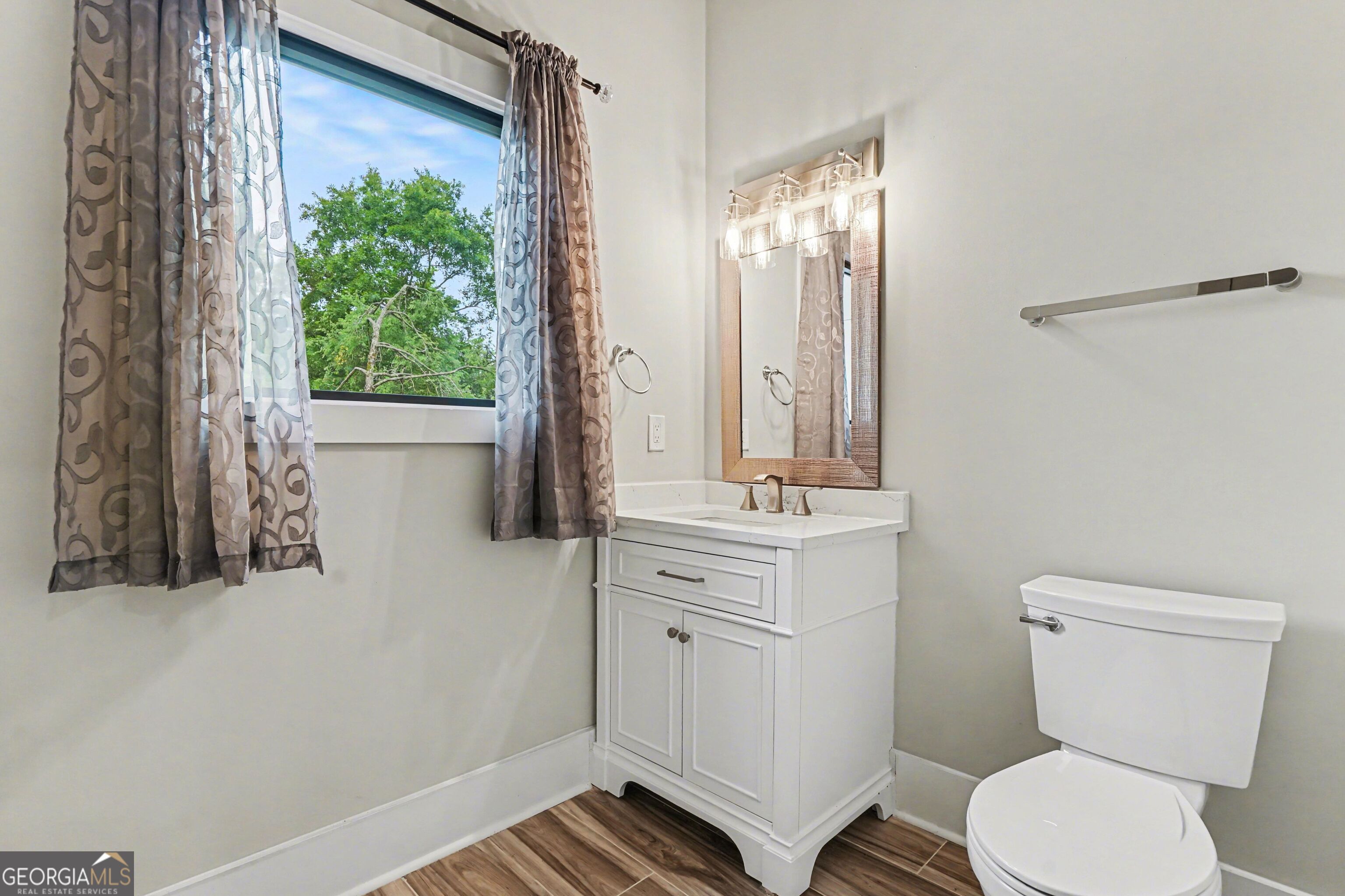 1705 Littlebrook Court Property Photo 20