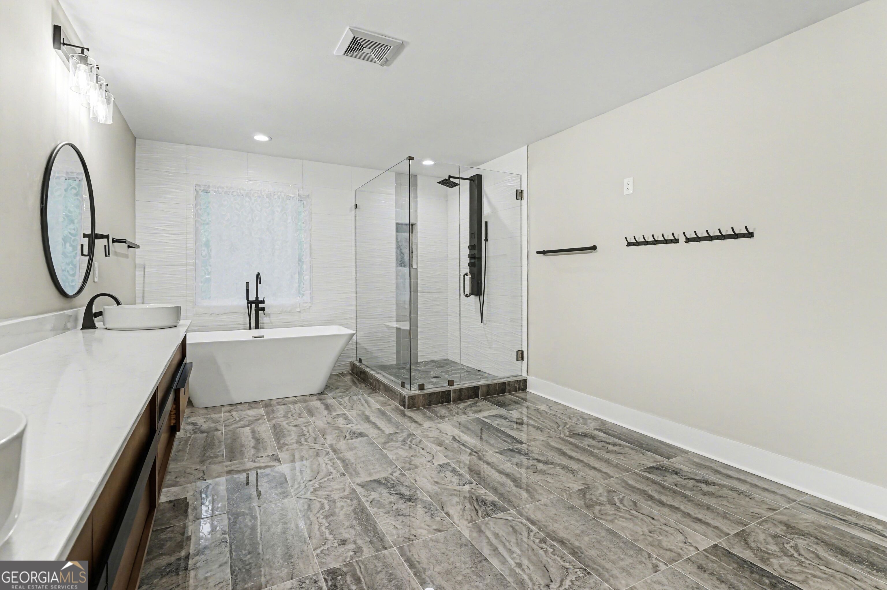 1705 Littlebrook Court Property Photo 34
