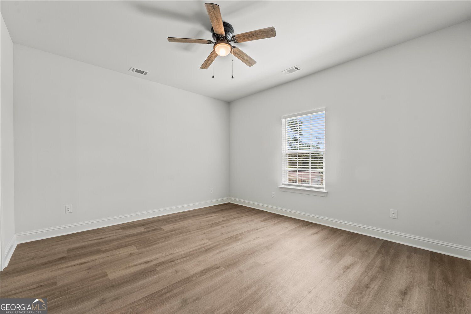 1765 Wycliffe Street Property Photo 10