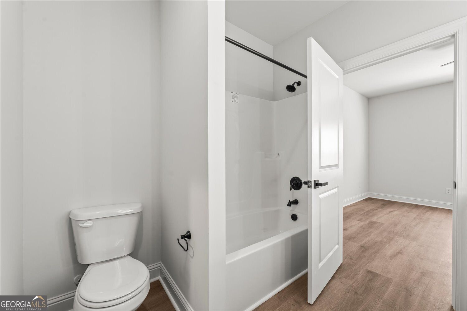 1765 Wycliffe Street Property Photo 13