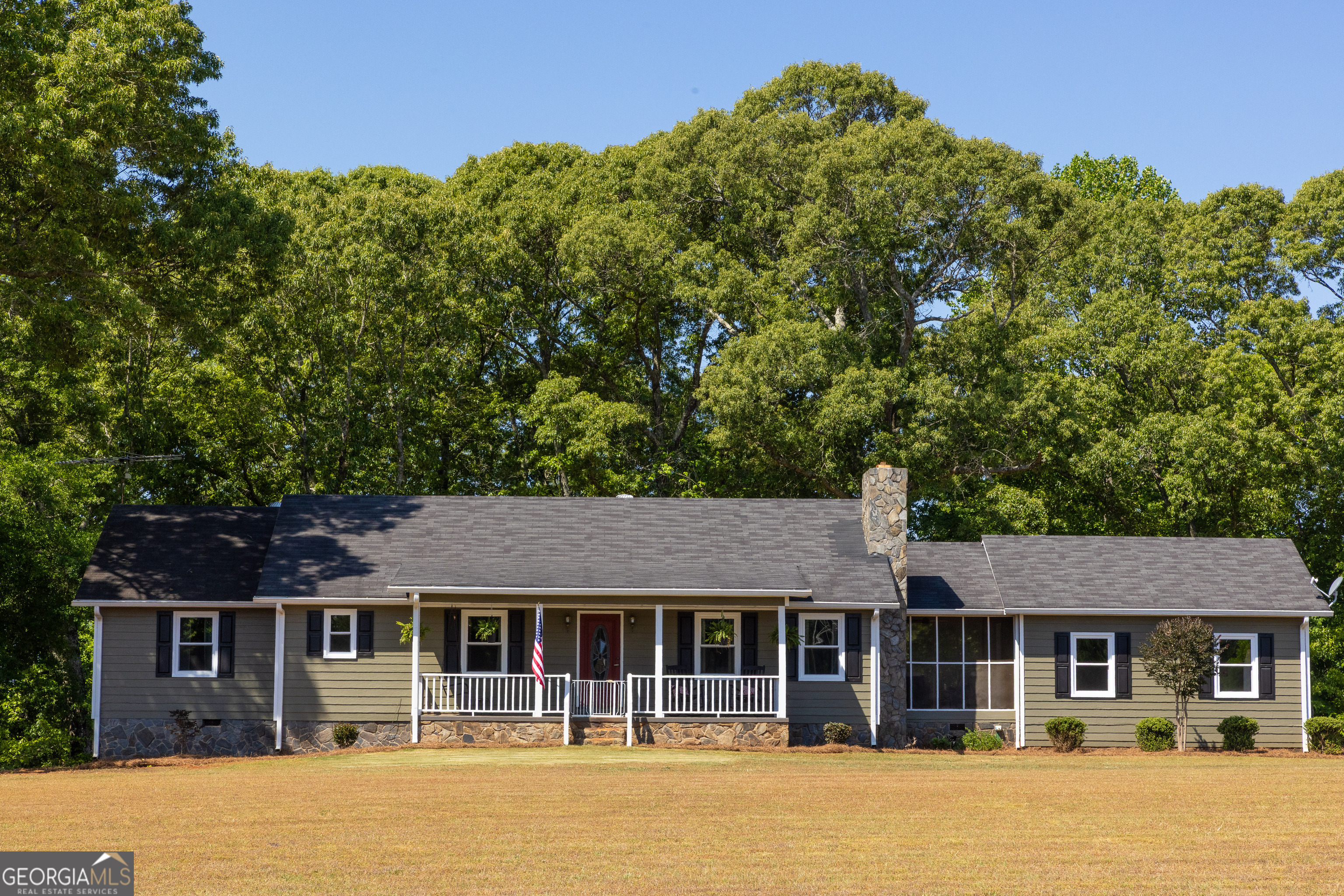 976 Windsweep Farm Road Property Photo 1