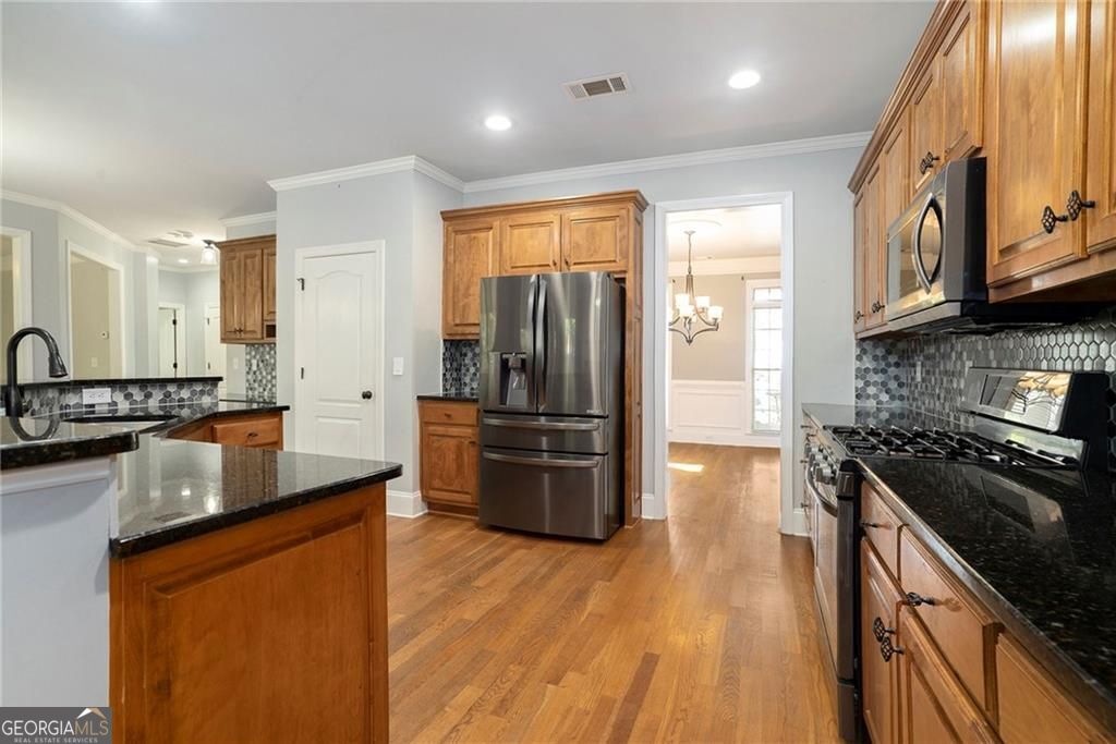 320 Baymist Drive Property Photo 15