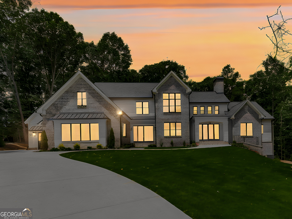 250 Hawks Lake Drive Property Photo 4