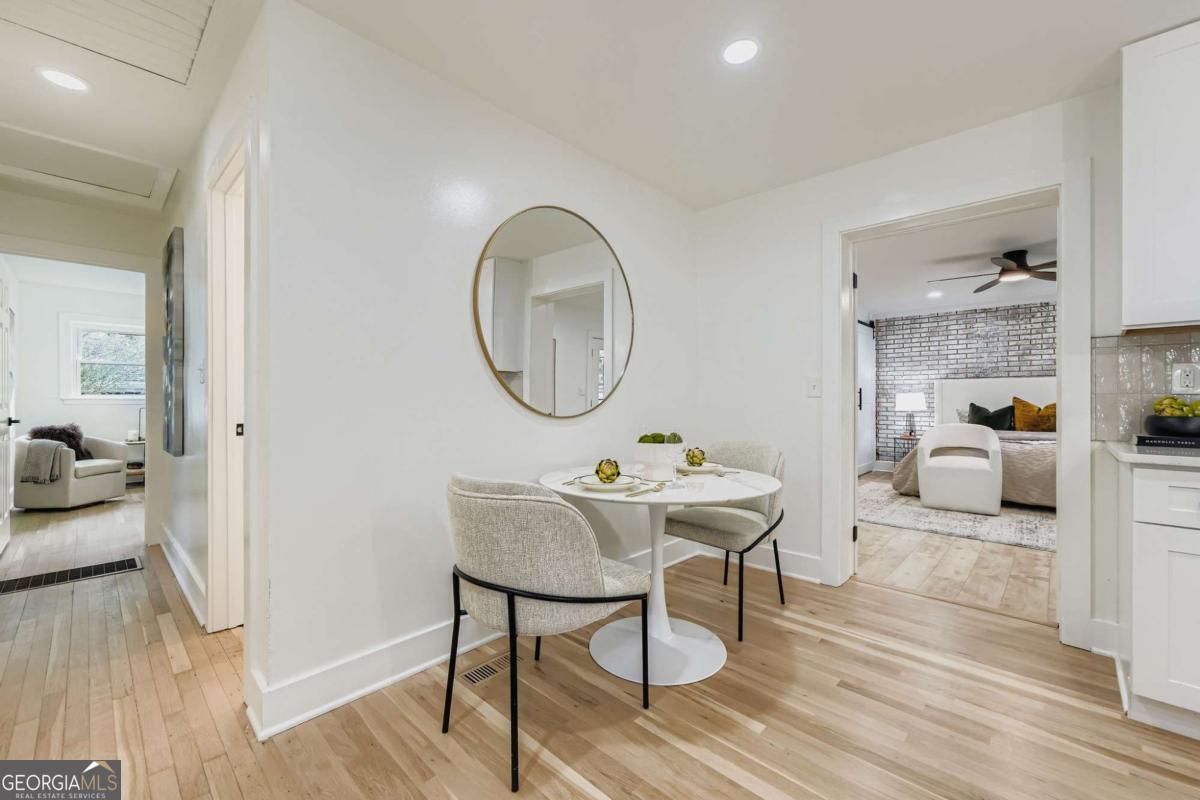 3059 Will Rogers Place Se Property Photo 7