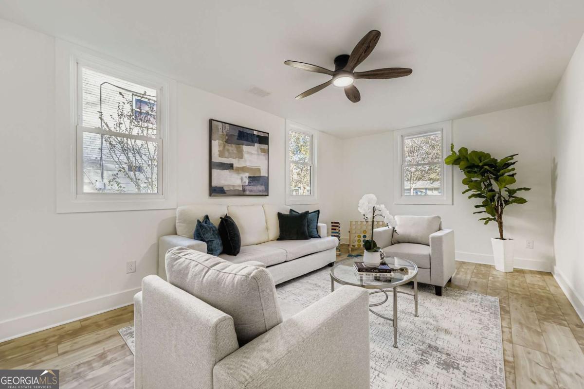 3059 Will Rogers Place Se Property Photo 10
