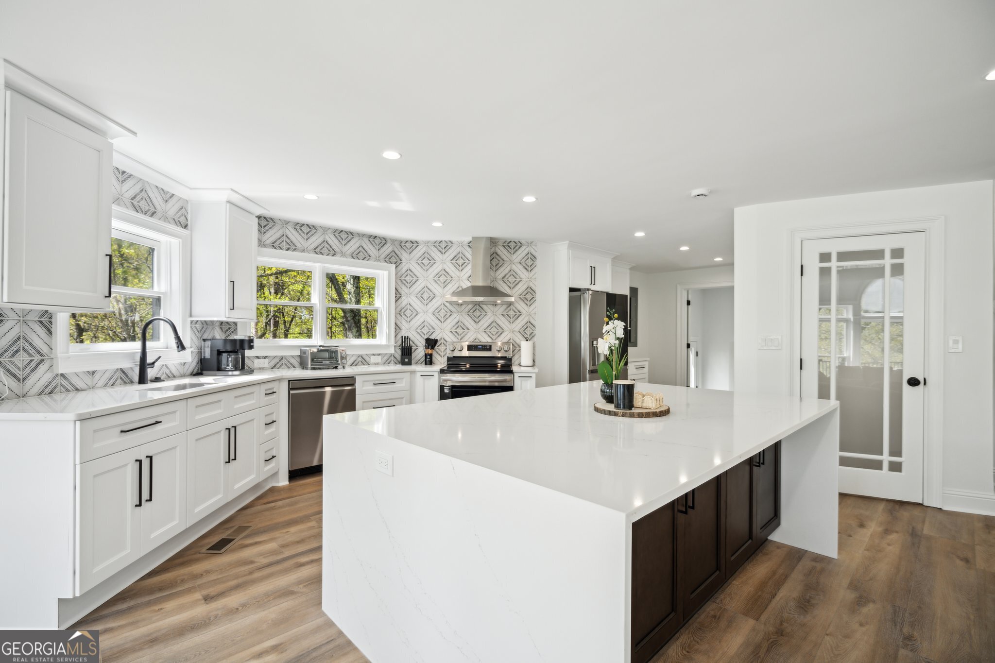 2020 Tamarack Drive Property Photo 12