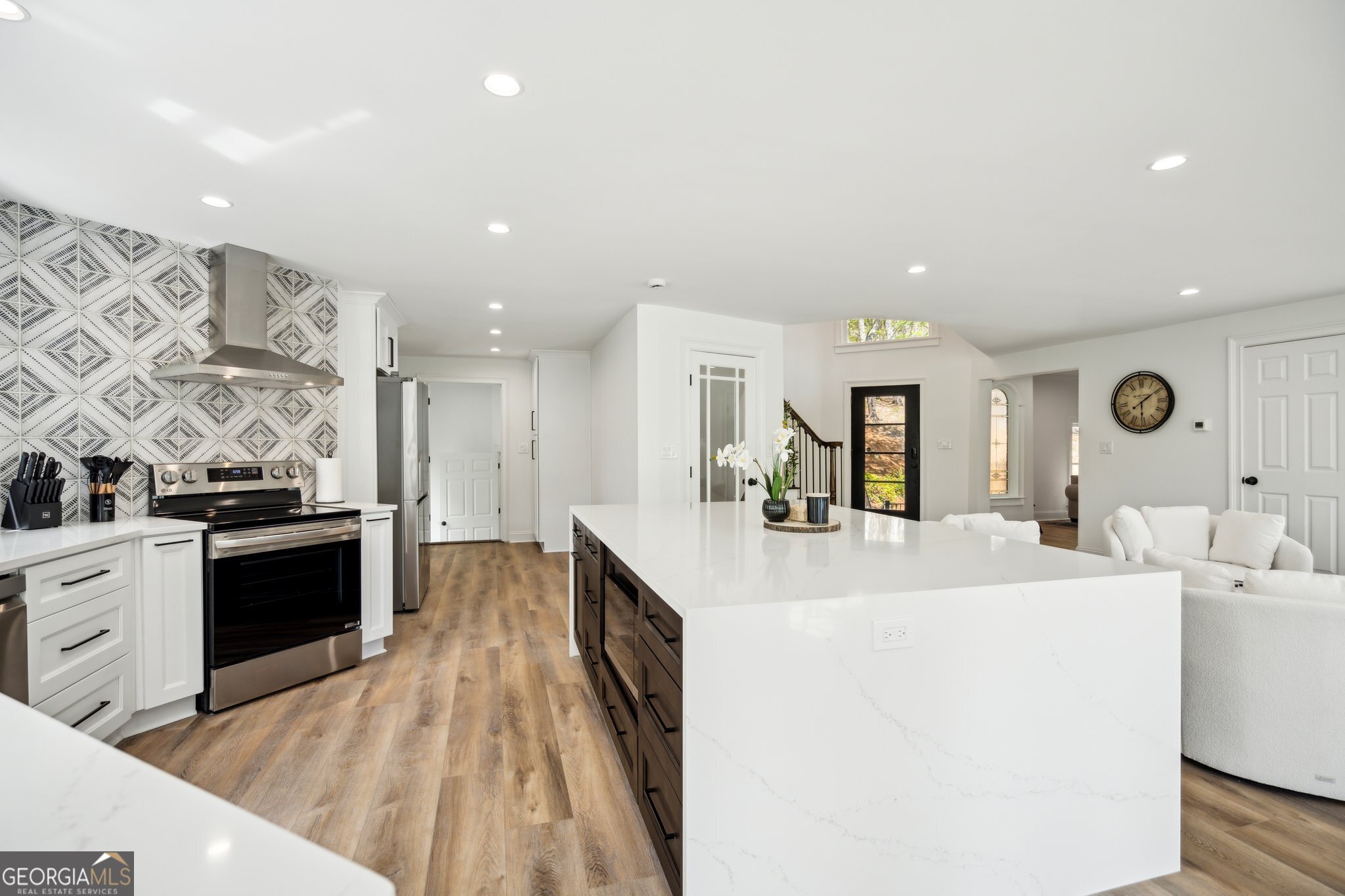 2020 Tamarack Drive Property Photo 13