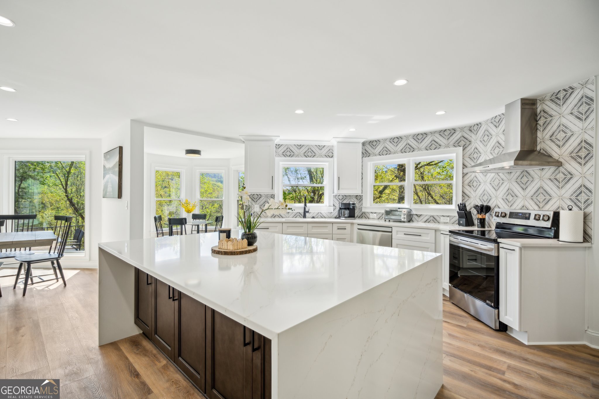 2020 Tamarack Drive Property Photo 15