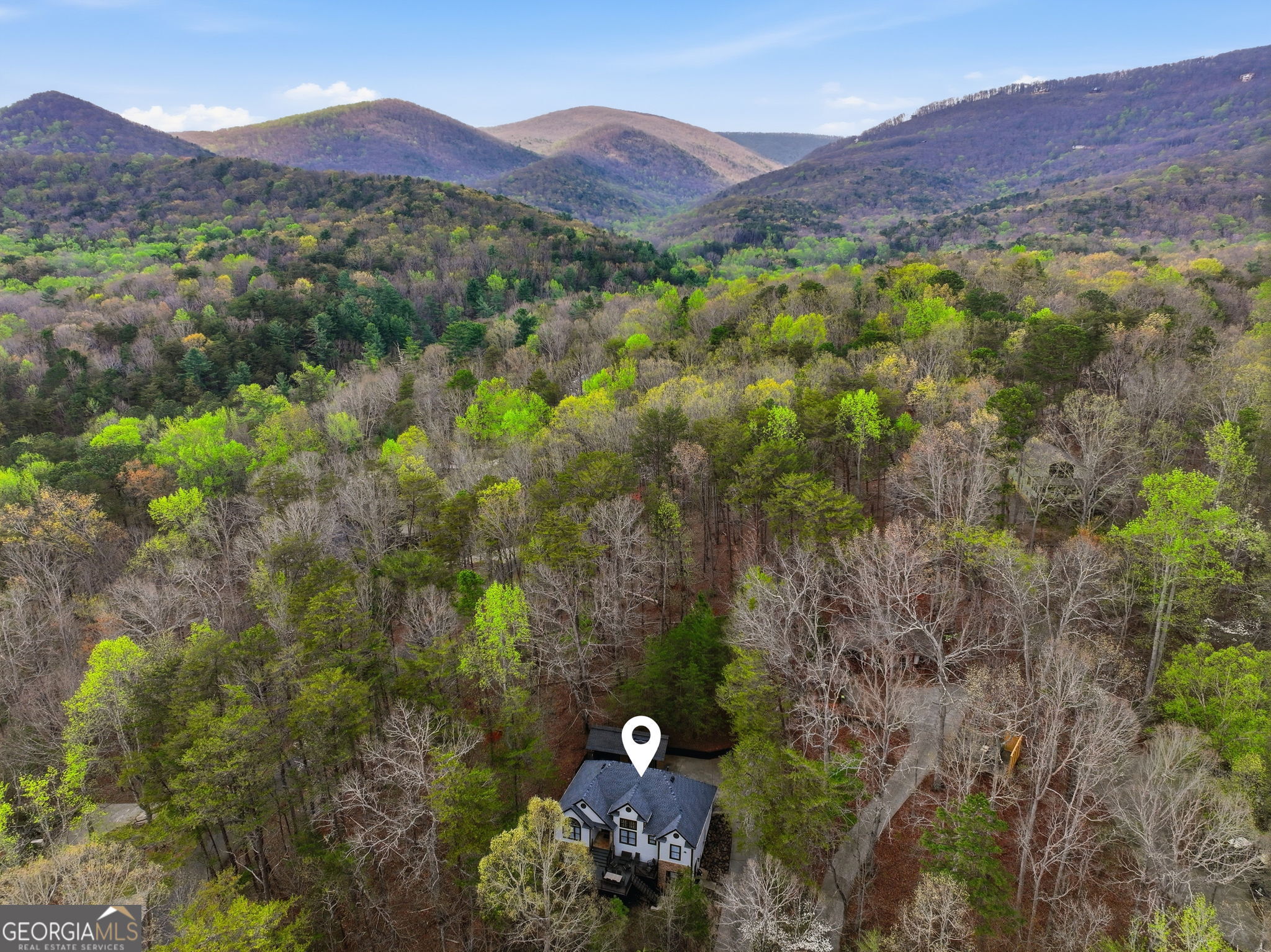 70 Fox Den Circle Property Photo 3