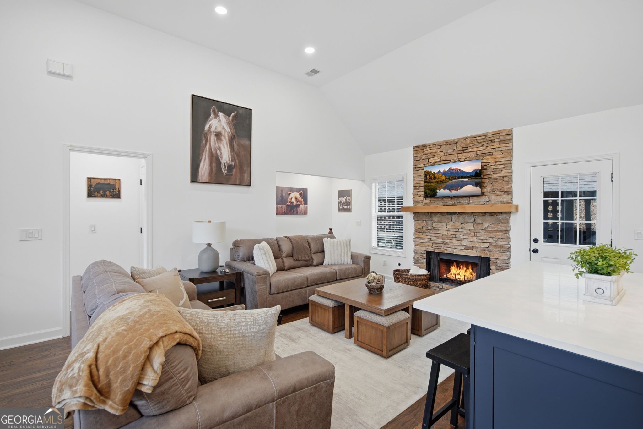 70 Fox Den Circle Property Photo 14