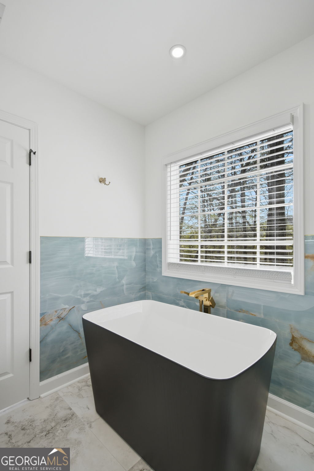 70 Fox Den Circle Property Photo 31
