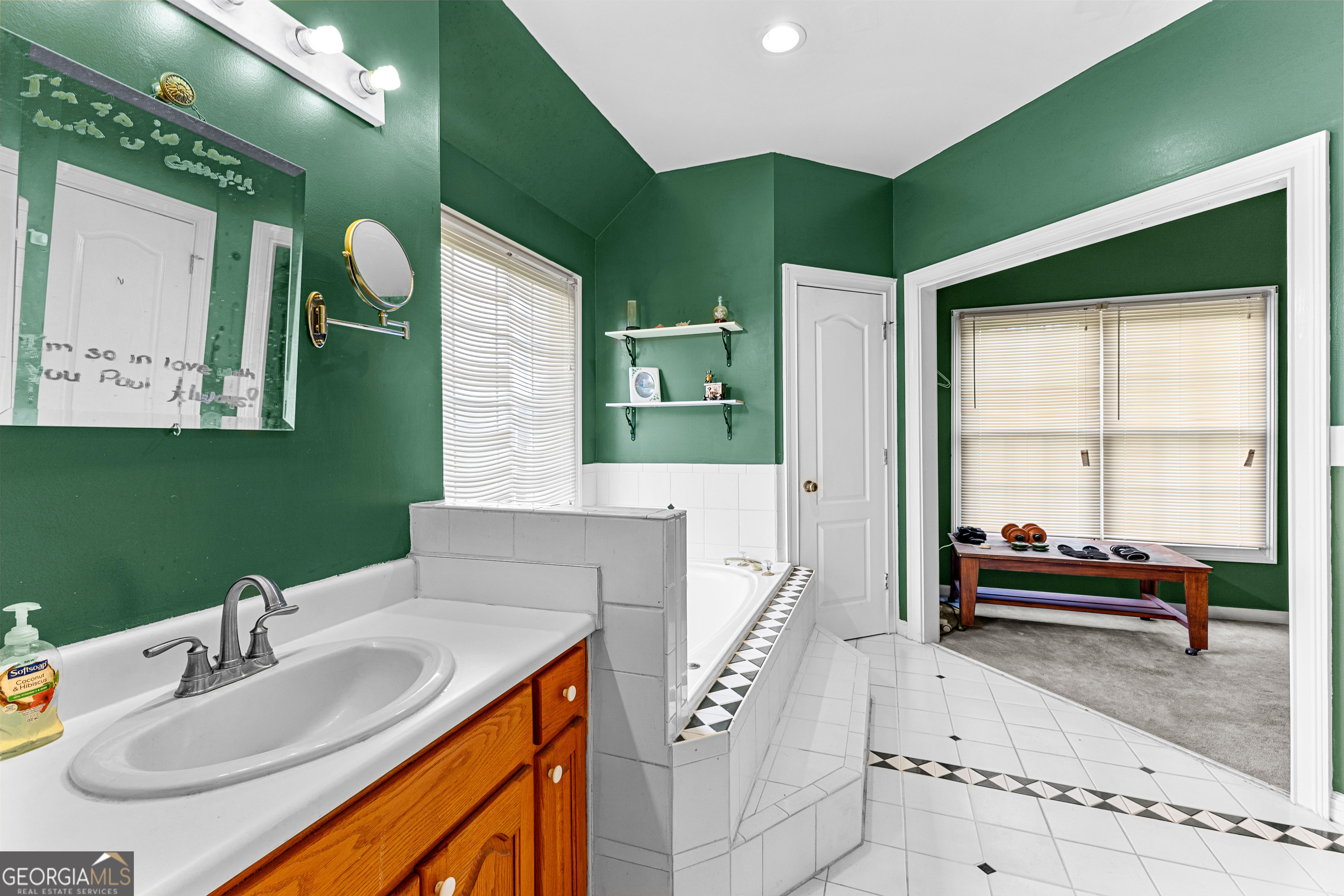 502 N Rover Road Property Photo 14