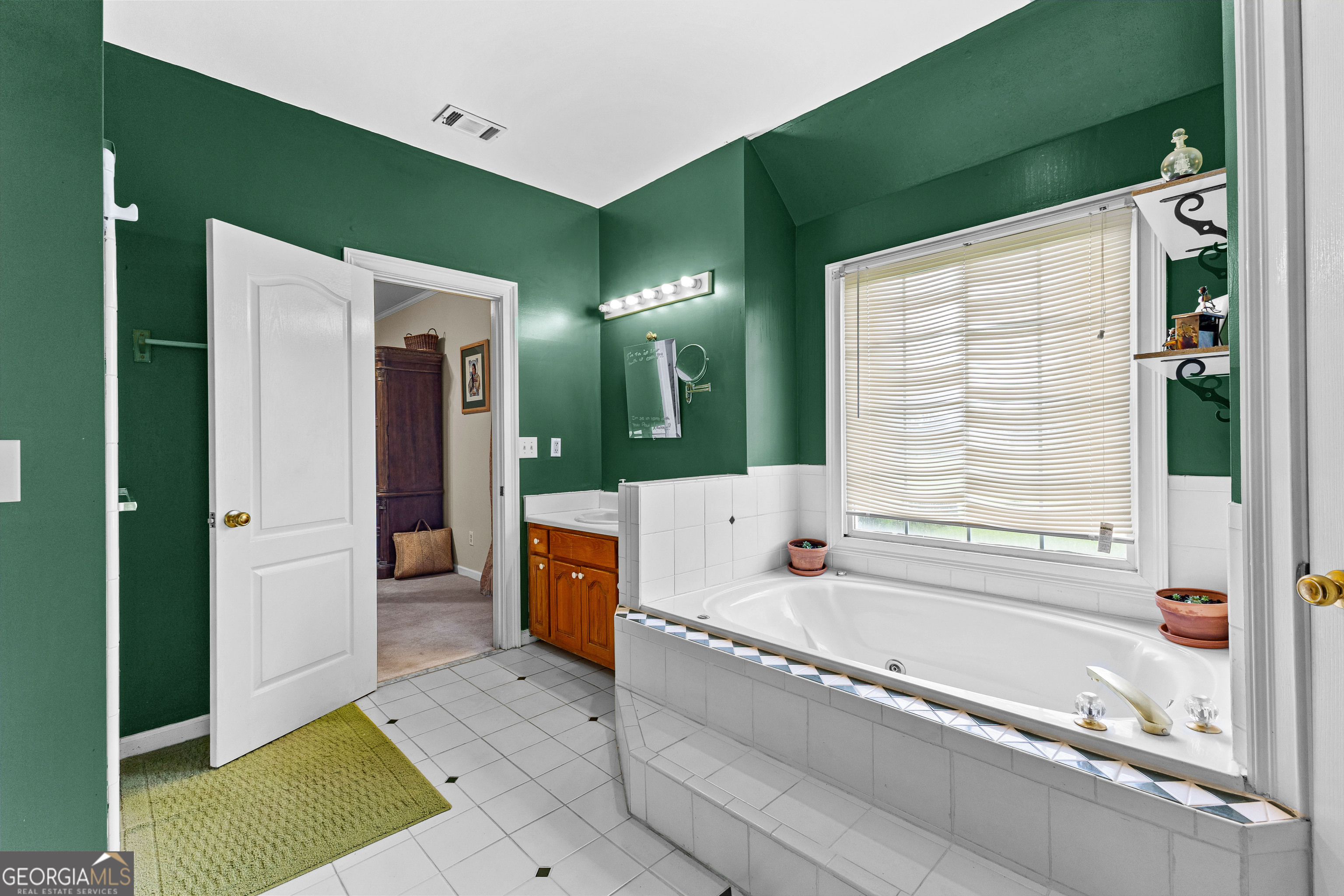 502 N Rover Road Property Photo 27