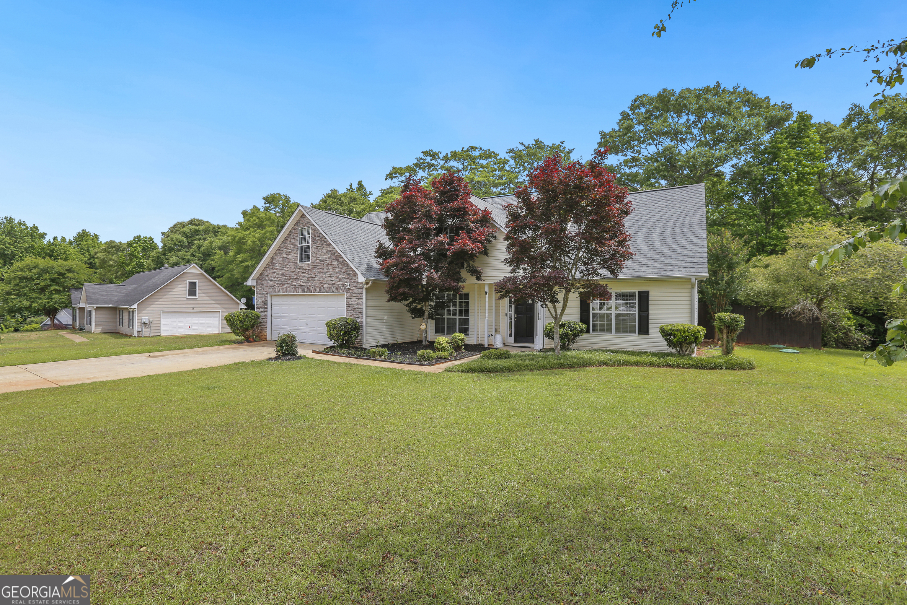 1300 Sunflower Court Property Photo 1