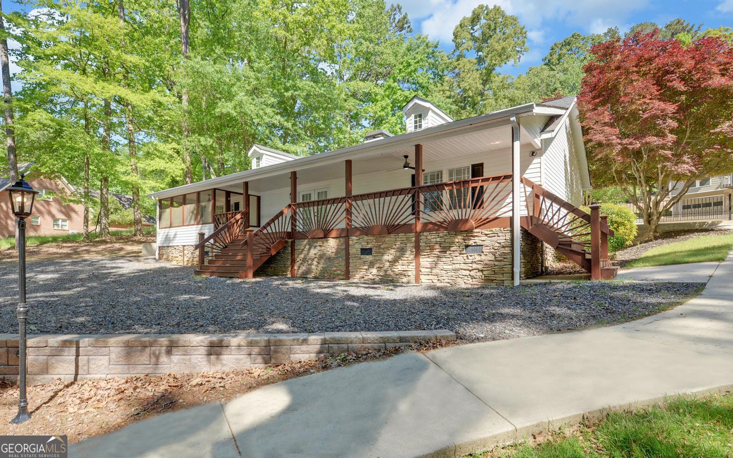 123 Ridgemore Circle Property Photo 2