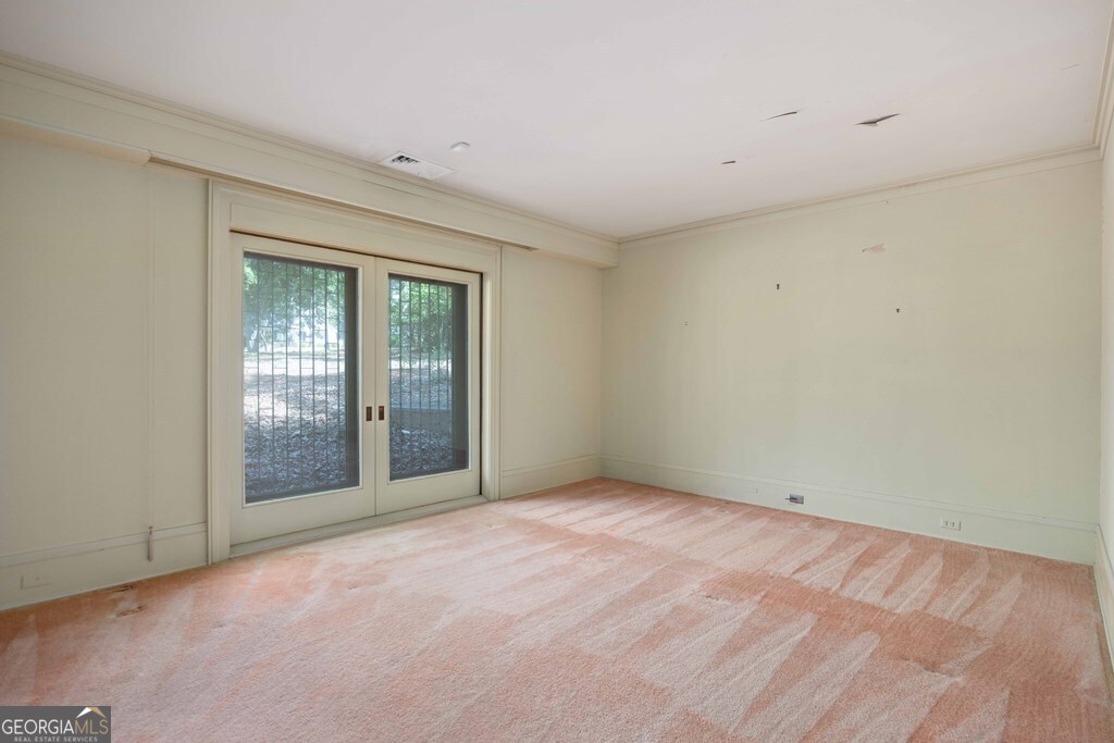 2718 Averett Drive Property Photo 35