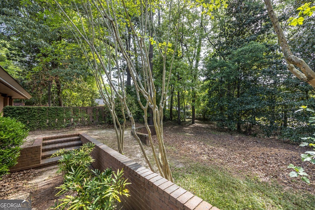 2718 Averett Drive Property Photo 41