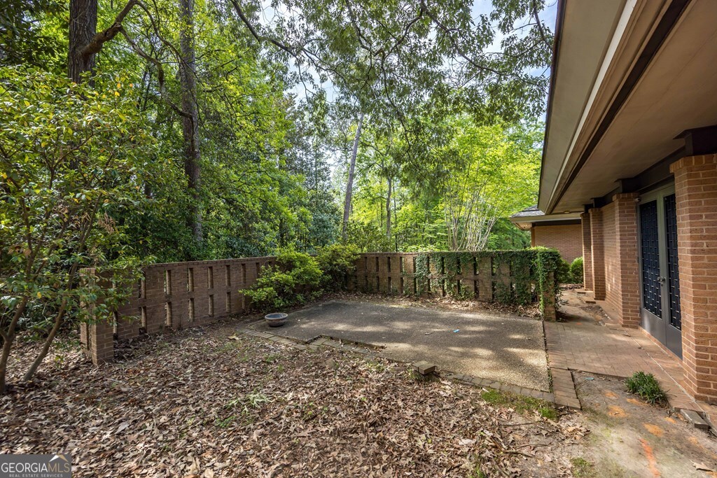 2718 Averett Drive Property Photo 42