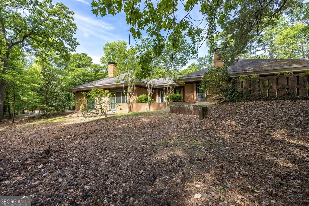 2718 Averett Drive Property Photo 44