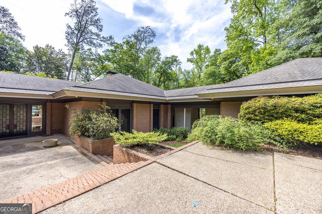 2718 Averett Drive Property Photo 49