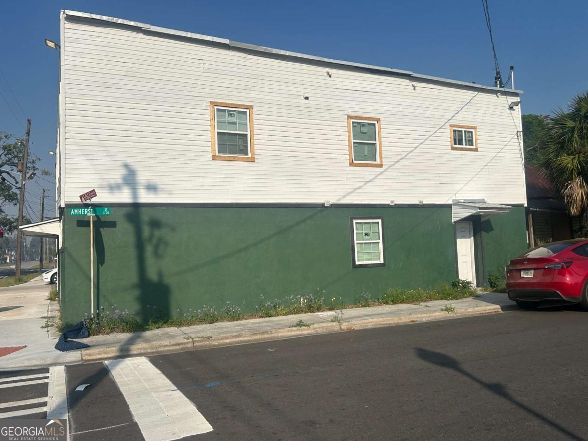 1311 G Street Property Photo 6