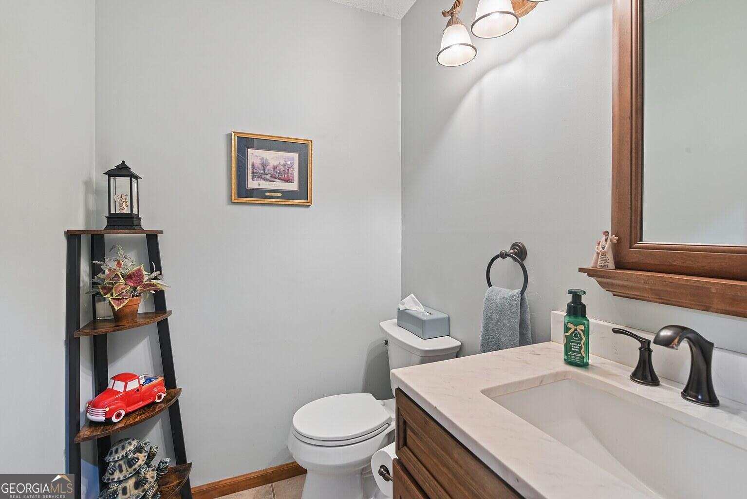 3101 Ash Drive Property Photo 4