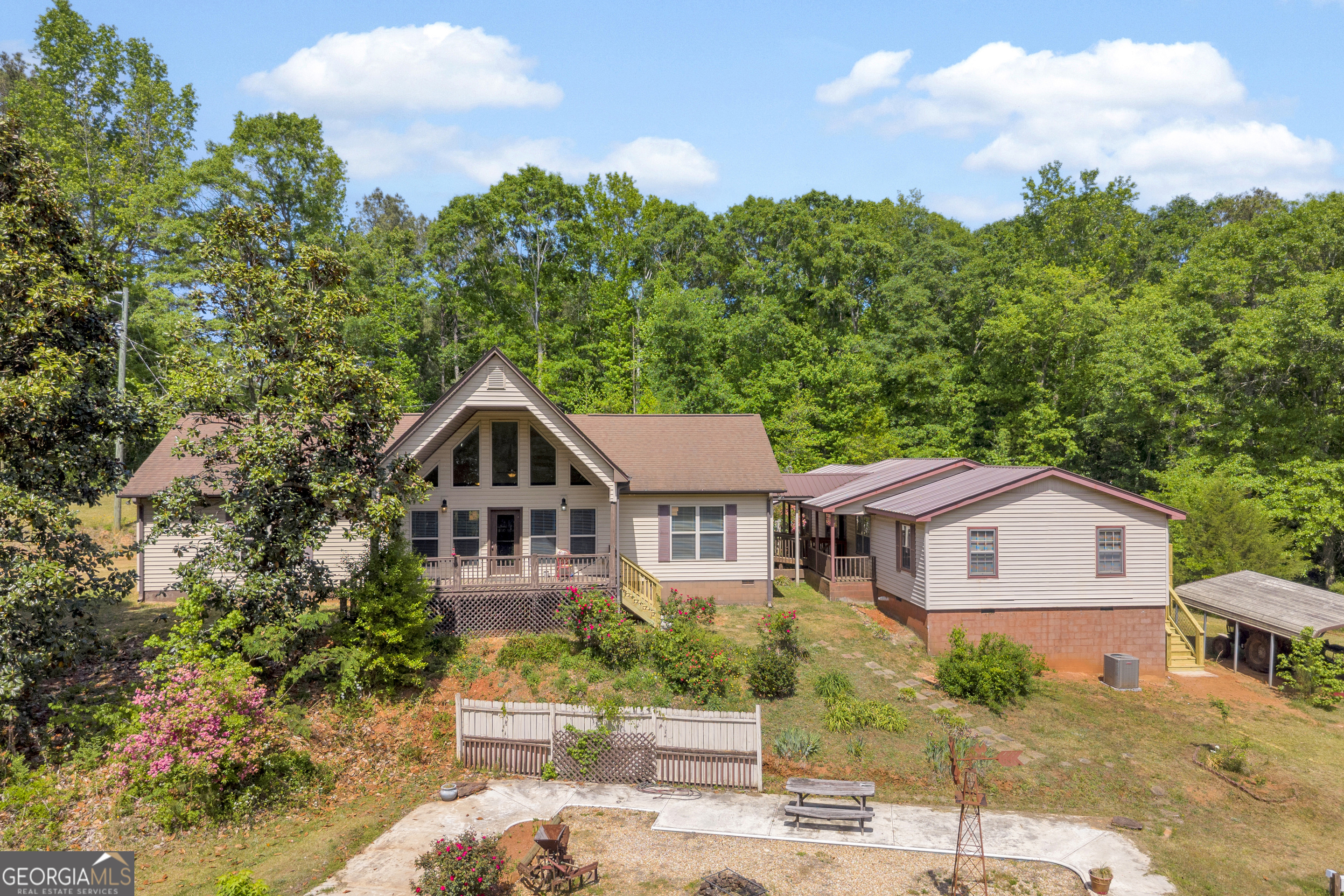 1894 Athens Road Property Photo 1