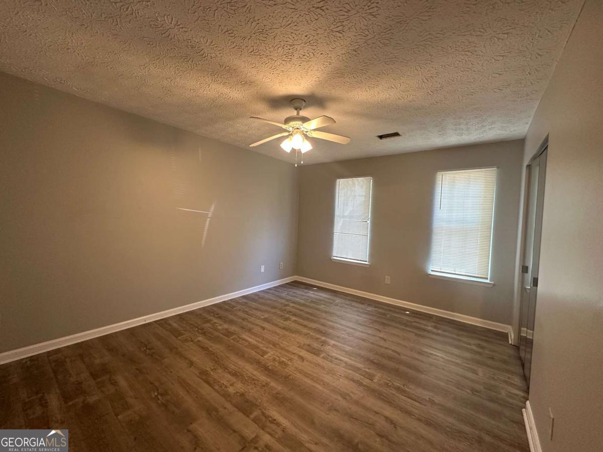 358 Pin Oak Court Sw Property Photo 17