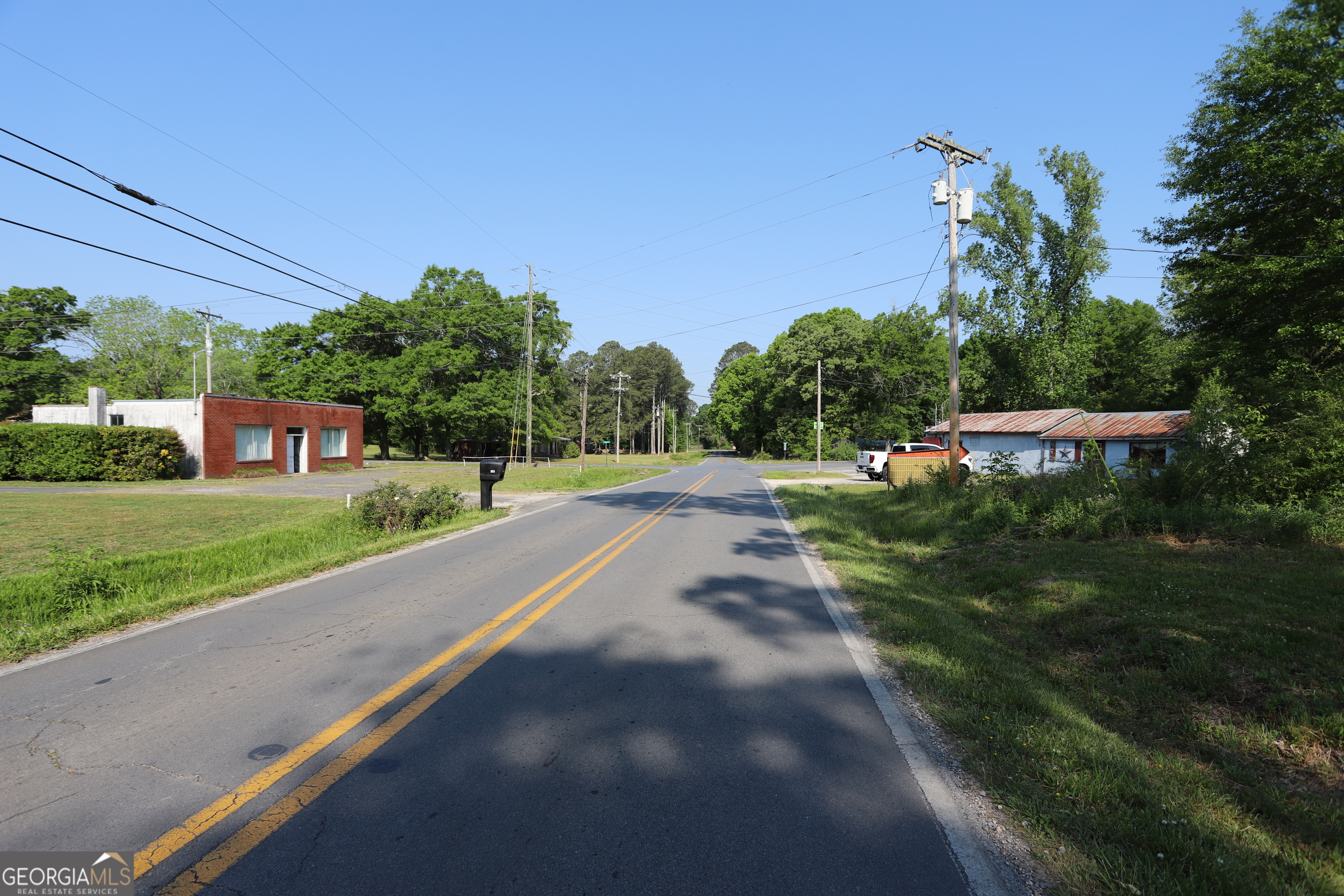 502 Hair Lake Road Property Photo 4
