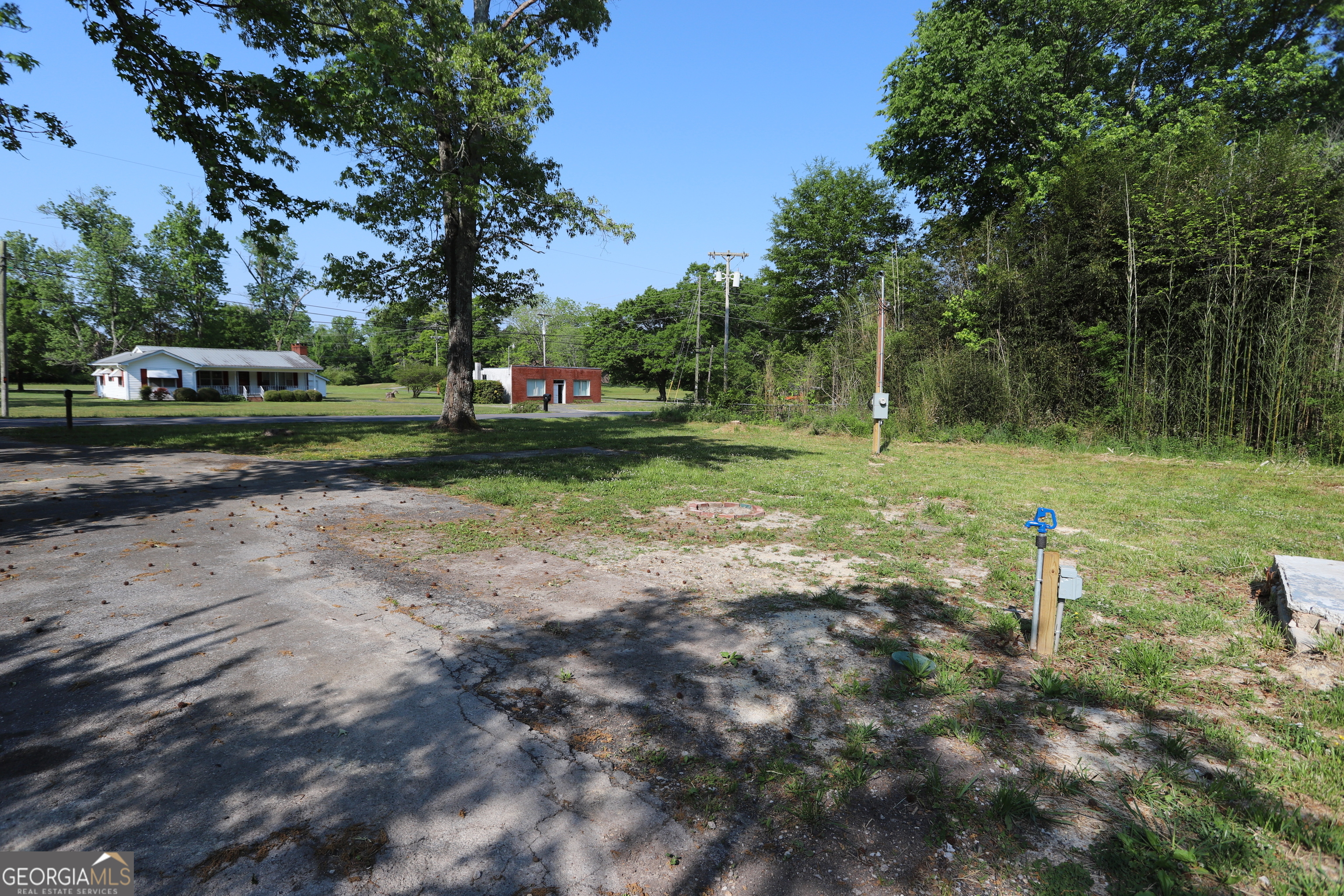502 Hair Lake Road Property Photo 7