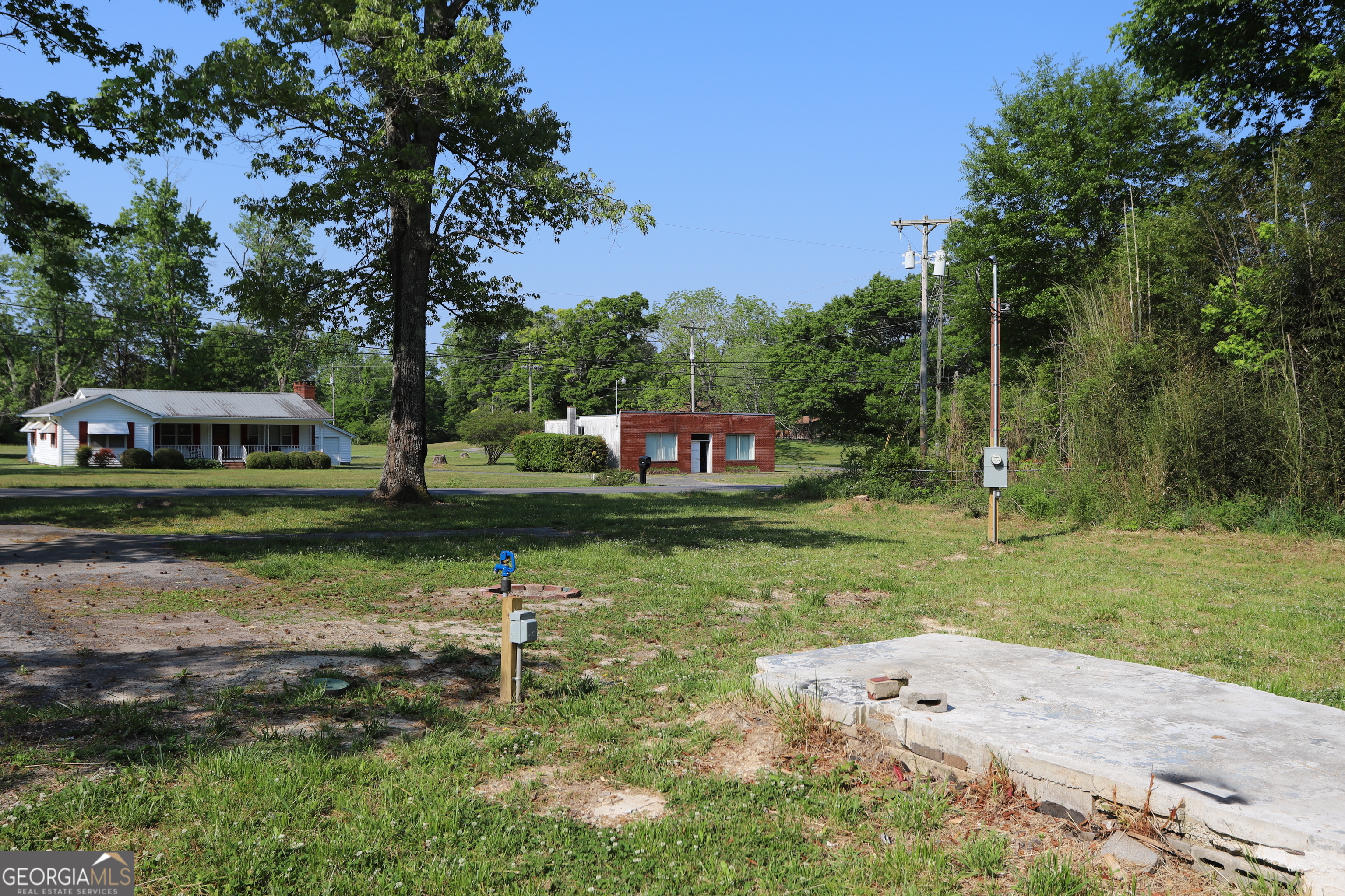 502 Hair Lake Road Property Photo 8